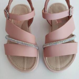 8105 Πέδιλο δερμάτινο ανατομικό με αγκράφα στον αστράγαλο και λεπτό λουράκι με στράς μπροστά