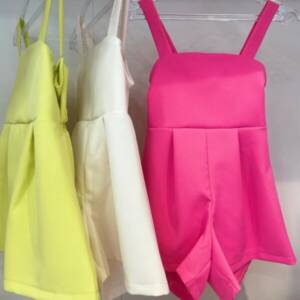 BB3505 Ολόσωμο σόρτς, με τιράντα και άνοιγμα στην πλάτη