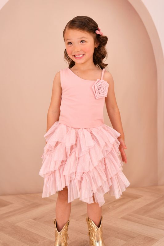 Cubist_Top_Sweet.Blush_Lifestyle